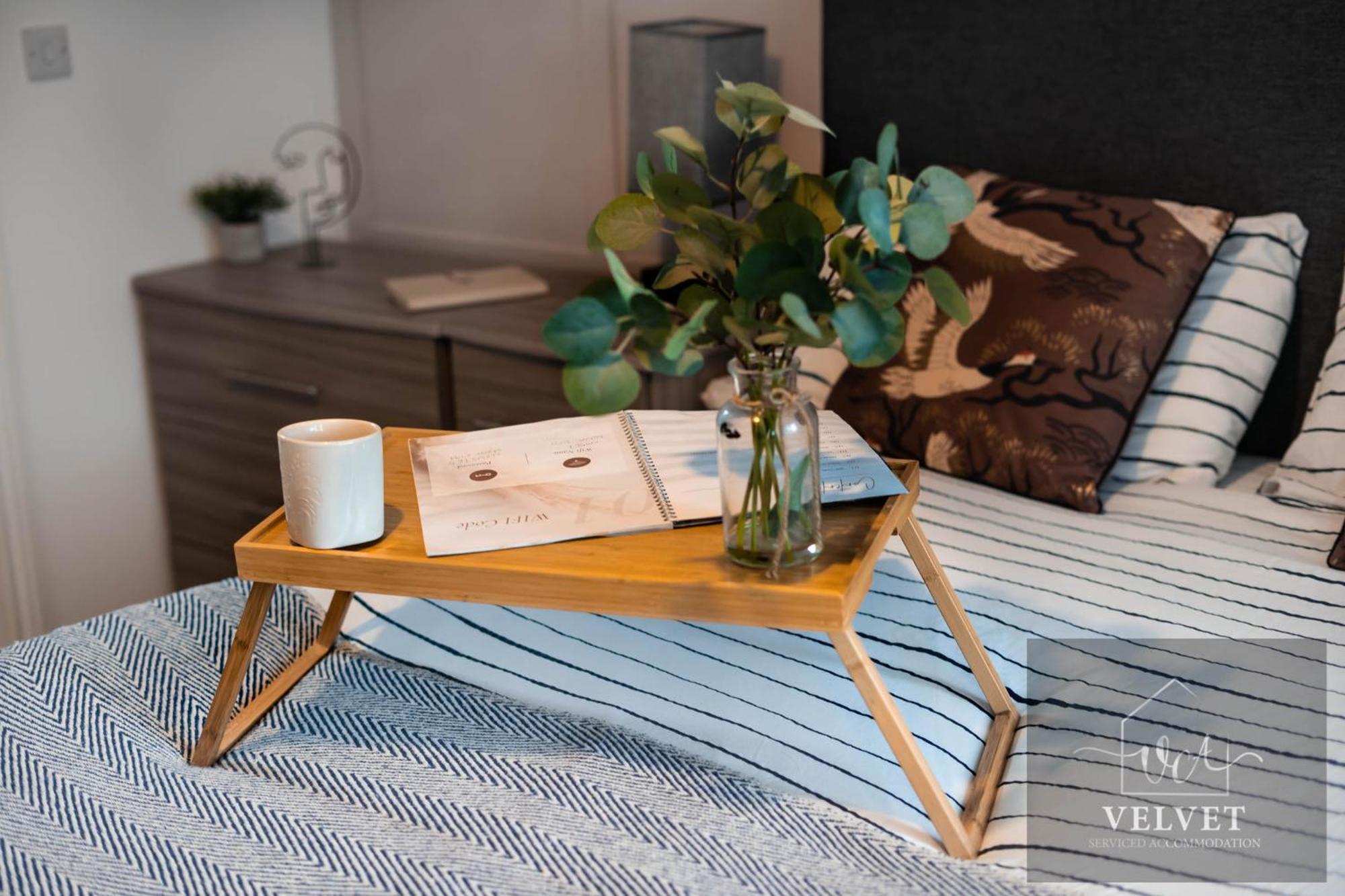 Appartement 1 Bed House , Free Wifi,Free Parking,Leasure,Business à Swansea Extérieur photo